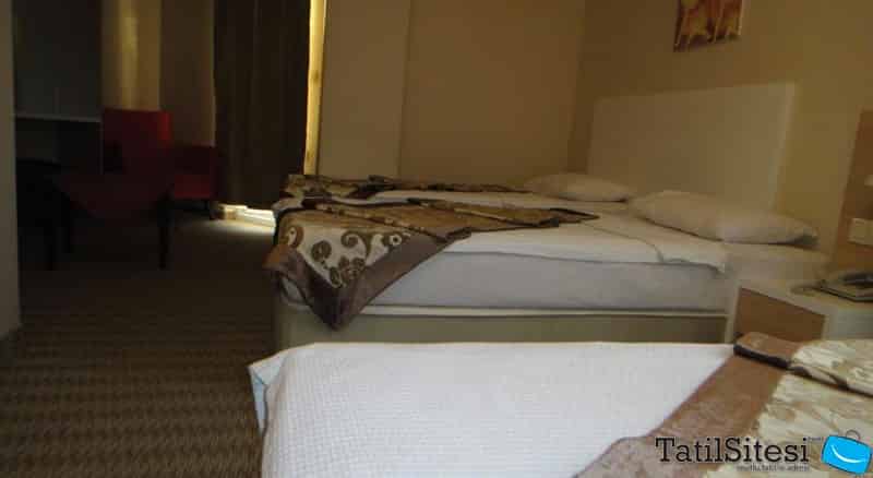 White Boutique Hotel